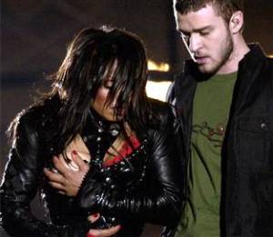 janet-jackson-wardrobe-malfunction-cbs